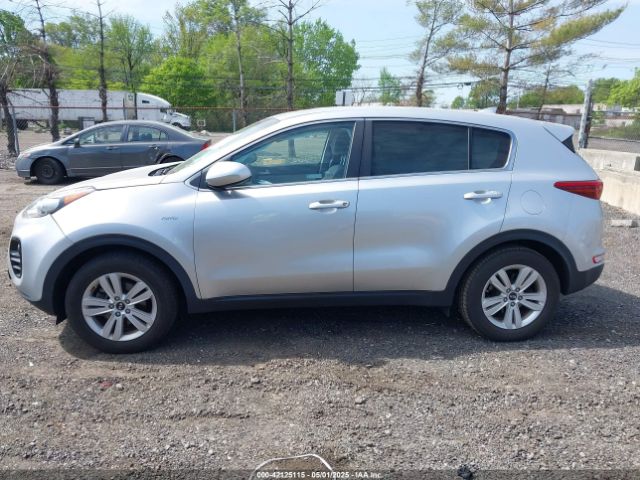 KNDPMCAC0K7588635 KIA Sportage Lx