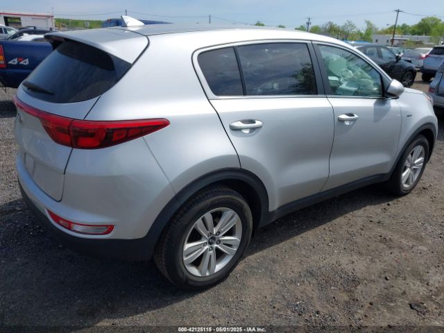 KNDPMCAC0K7588635 KIA Sportage Lx