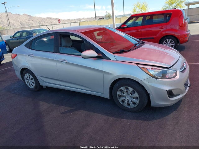 KMHCT4AE5HU236813 Hyundai ACCENT SE