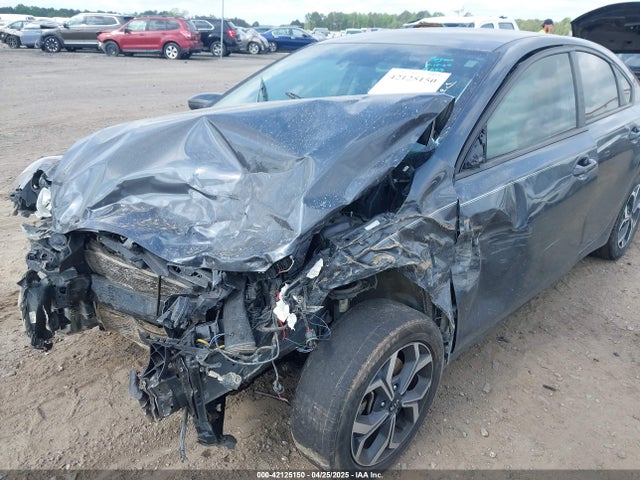 3KPF24AD2ME276819 KIA Forte Lxs