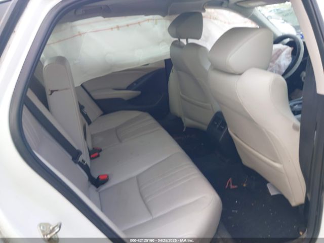 1HGCV2F91JA037362 Honda Accord Touring 2.0t
