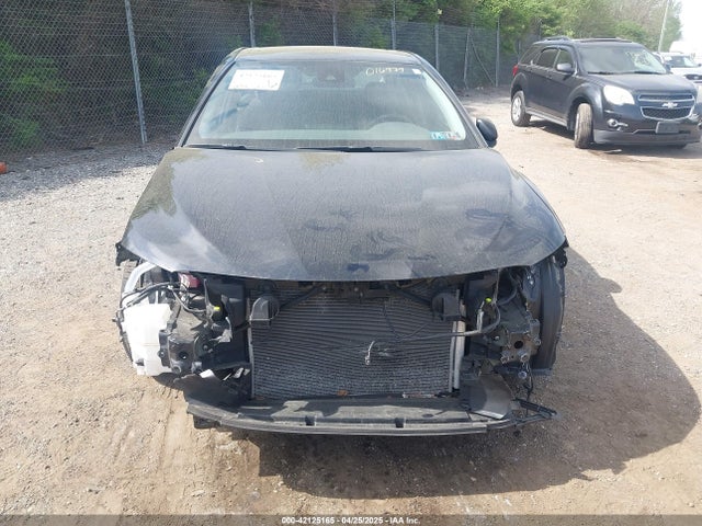 4T1C11AK5NU016979 Toyota CAMRY LE
