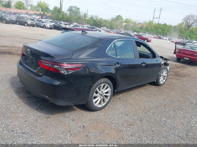 4T1C11AK5NU016979 Toyota CAMRY LE