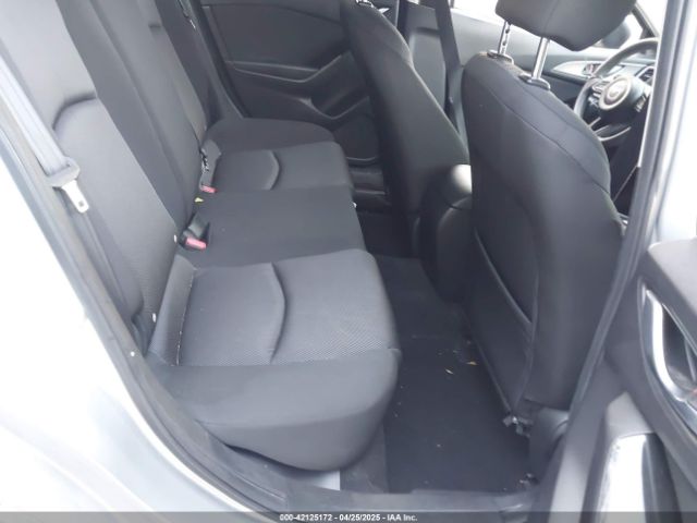 2018 MAZDA MAZDA3 3MZBN1U74JM175791 Photo 7