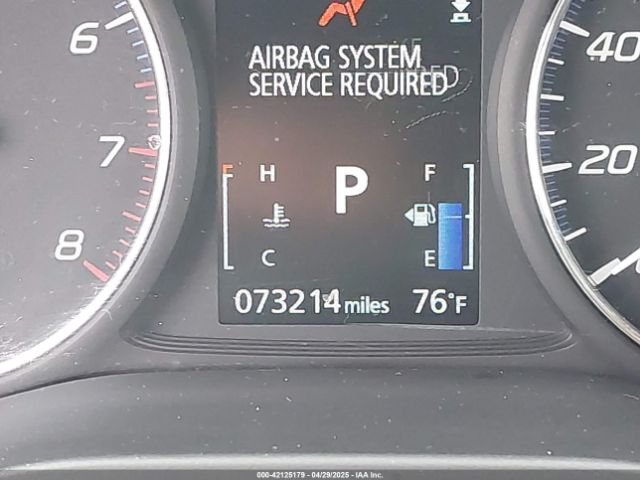 JA4AZ3A34HZ062894 Mitsubishi Outlander Se