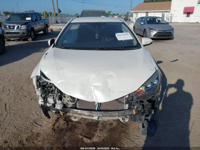 5YFBURHEXJP824564 Toyota COROLLA SE