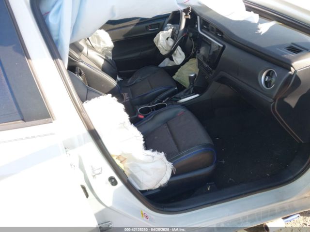 5YFBURHEXJP824564 Toyota COROLLA SE
