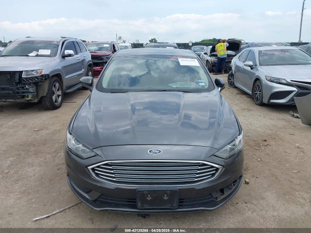 3FA6P0H71JR166638 Ford 2018