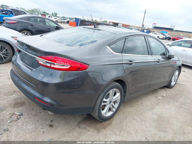 3FA6P0H71JR166638 Ford 2018