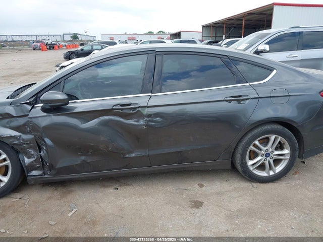 3FA6P0H71JR166638 Ford 2018