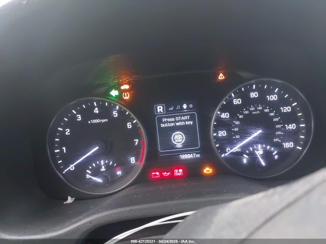 KMHD84LFXHU245602 Hyundai Elantra Value Edition