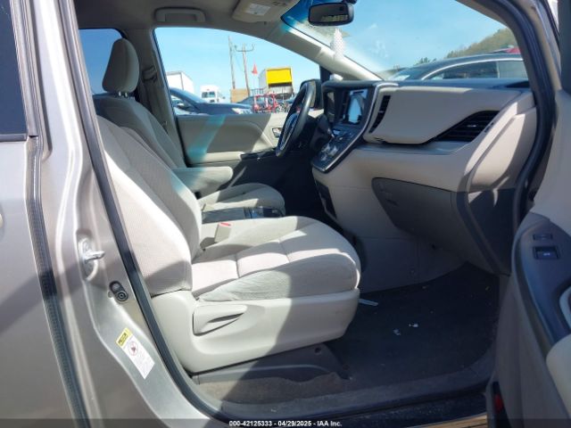 5TDKK3DC6FS663023 Toyota Sienna Le 8 Passenger