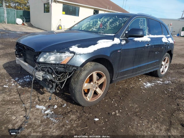 2012 AUDI Q5 WA1DKAFP4CA070289 Photo 1