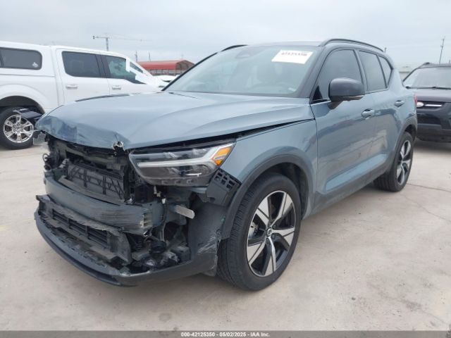 2022 VOLVO XC40 RECHARGE PURE ELECTRIC YV4ED3UR9N2692112 Photo 1