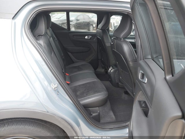 YV4ED3UR9N2692112 Volvo e400v6