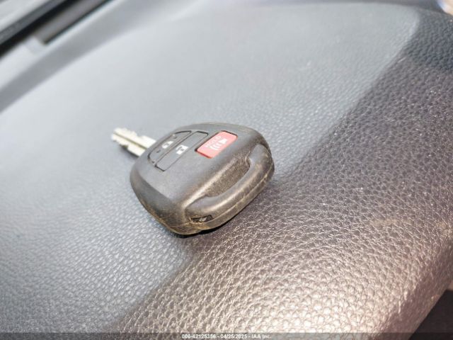 7MUAAAAG9NV034659 Toyota Corolla Cross L
