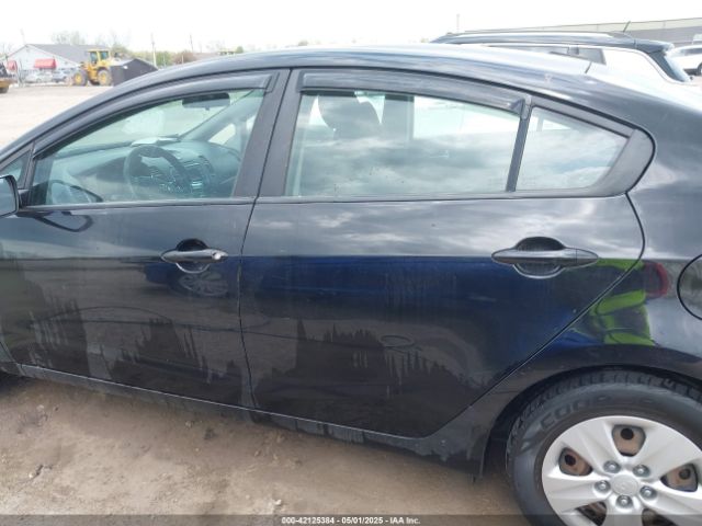 3KPFK4A73HE037005 KIA FORTE LX