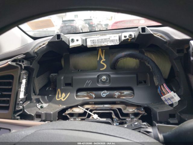 5NPD84LF3KH433674 Hyundai ELANTRA SEL
