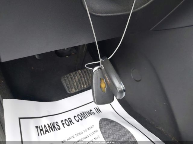2GNAXMEV1J6236927 Chevrolet Equinox Premier