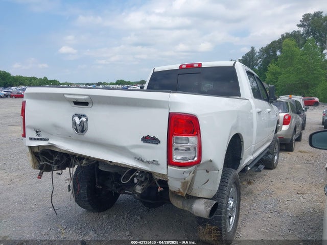 3C6UR5DL7KG531128 RAM 2500 Big Horn  4x4 6'4 Box