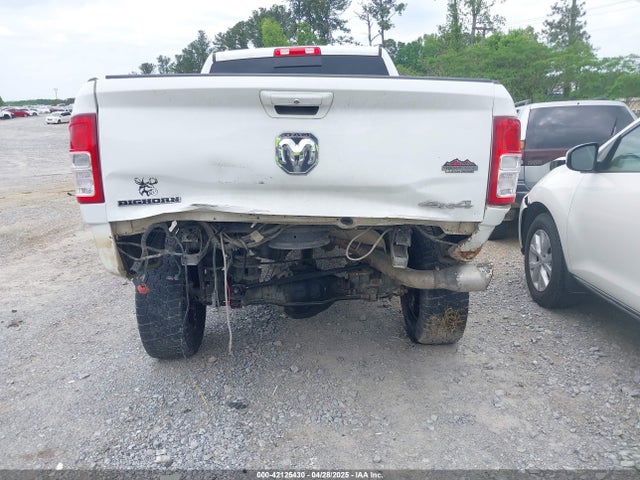 3C6UR5DL7KG531128 RAM 2500 Big Horn  4x4 6'4 Box