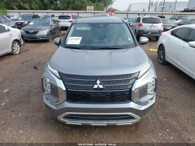 JA4J4VA82RZ027004 Mitsubishi Outlander