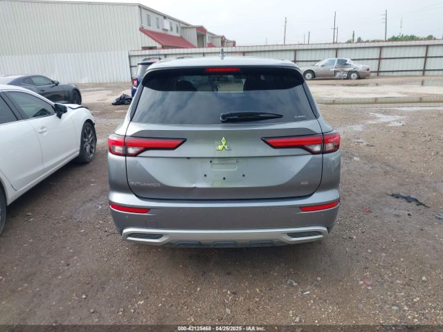 JA4J4VA82RZ027004 Mitsubishi Outlander