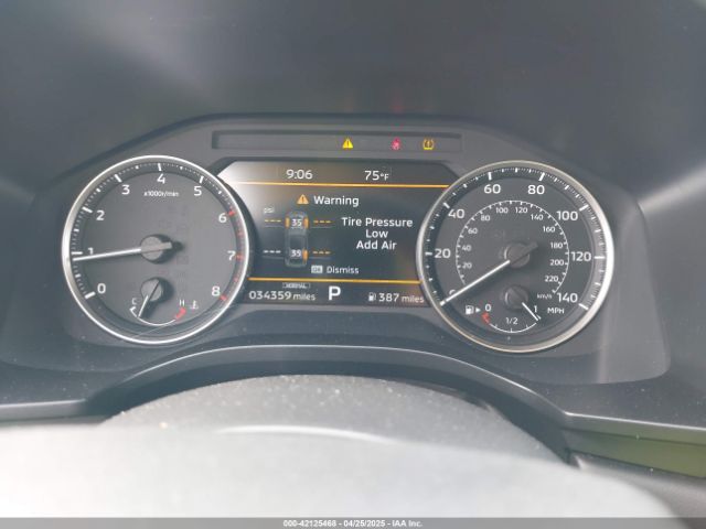 JA4J4VA82RZ027004 Mitsubishi Outlander