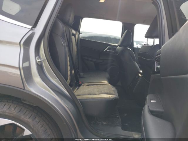 JA4J4VA82RZ027004 Mitsubishi Outlander
