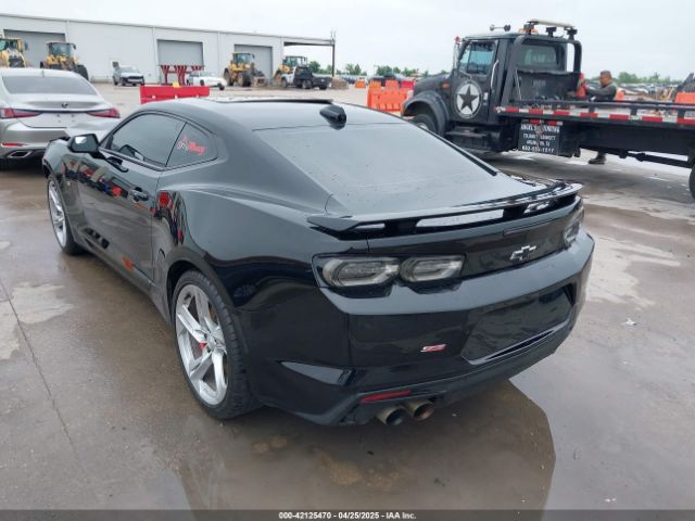 2021 CHEVROLET CAMARO 1G1FH1R75M0120917 Photo 2