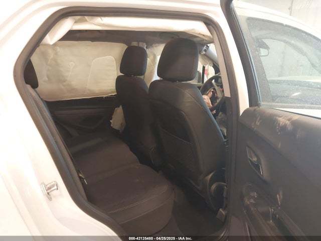 3GNCJKSBXKL339026 Chevrolet TRAX LS