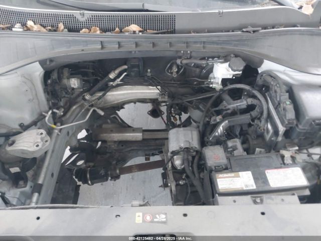 5XYPG4A50JG401443 KIA Sorento 3.3l Lx