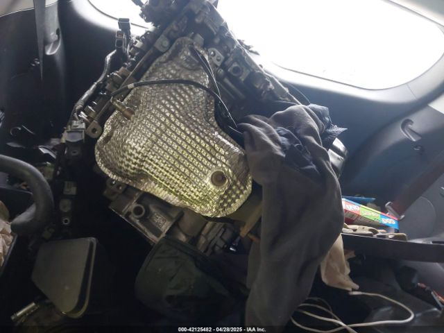5XYPG4A50JG401443 KIA Sorento 3.3l Lx