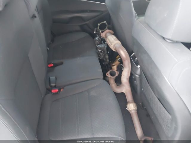 5XYPG4A50JG401443 KIA Sorento 3.3l Lx