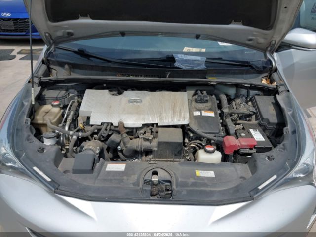 JTDKARFU5G3008768 Toyota Prius Four