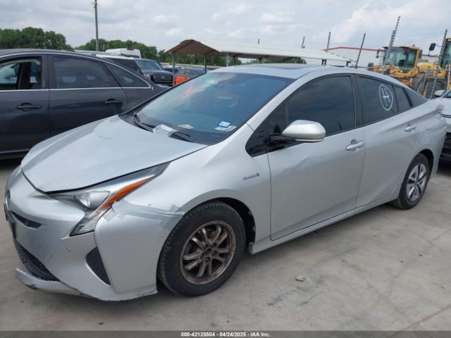 JTDKARFU5G3008768 Toyota Prius Four