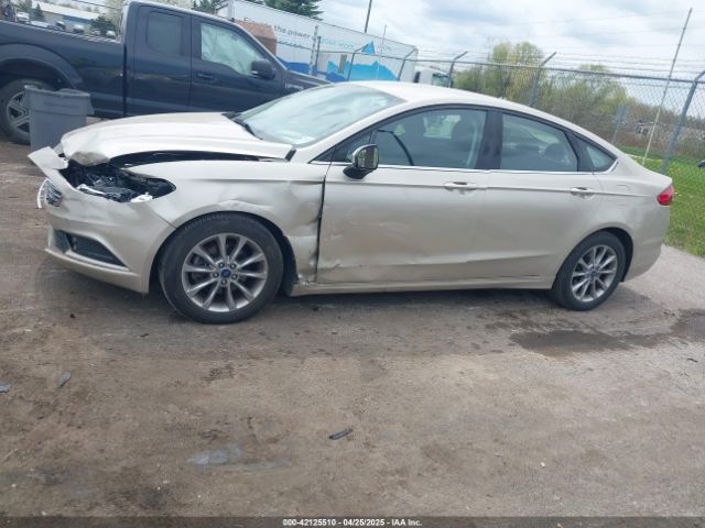 3FA6P0H74HR395535 Ford FUSION SE