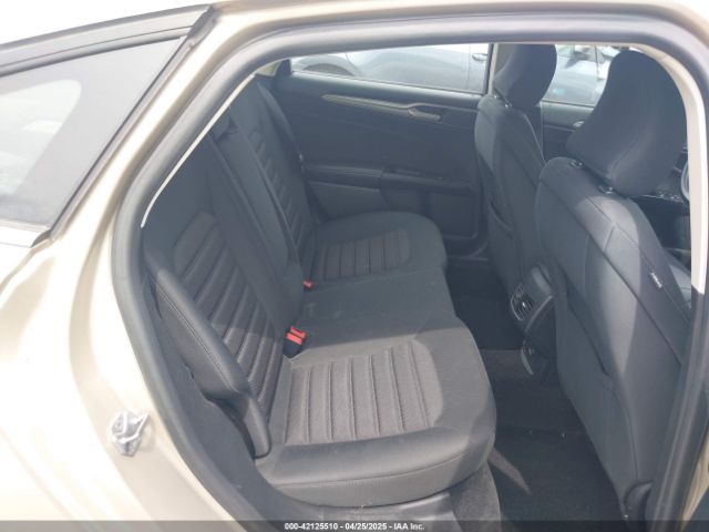 3FA6P0H74HR395535 Ford FUSION SE