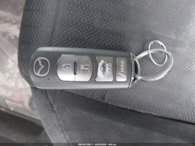 JM1BM1T73G1310109 Mazda Mazda3 I Sport