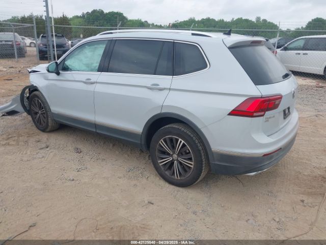 3VV3B7AXXJM039125 Volkswagen Tiguan 2.0t Se/2.0t Sel