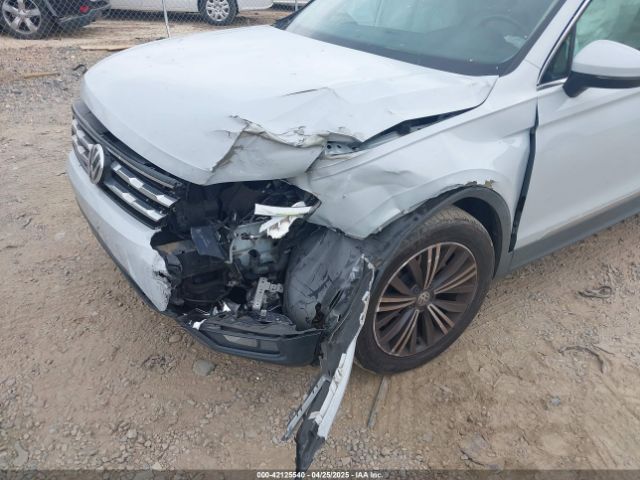 3VV3B7AXXJM039125 Volkswagen Tiguan 2.0t Se/2.0t Sel