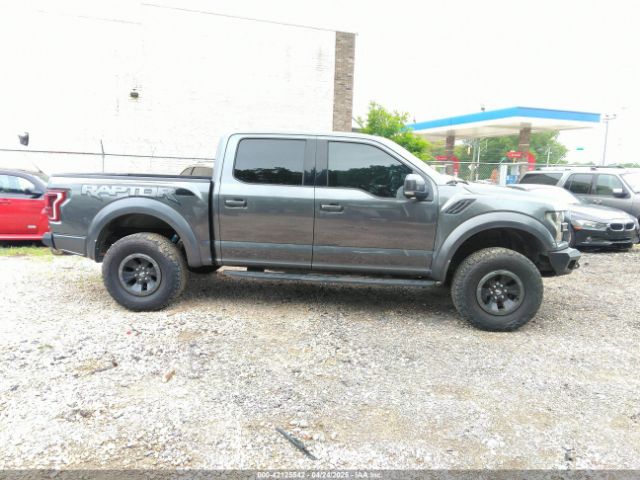 1FTFW1RG8HFA31164 Ford F150 Raptor