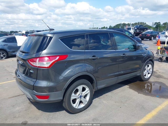 1FMCU9G93GUC45724 Ford ESCAPE SE