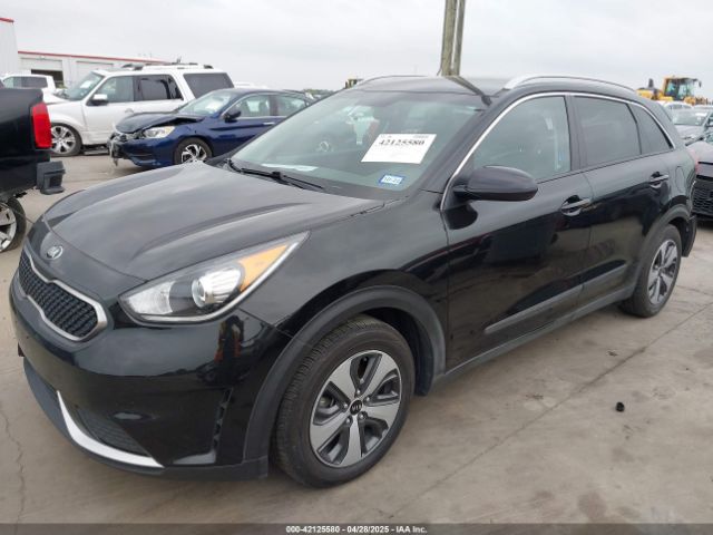KNDCB3LC7H5055316 KIA NIRO LX