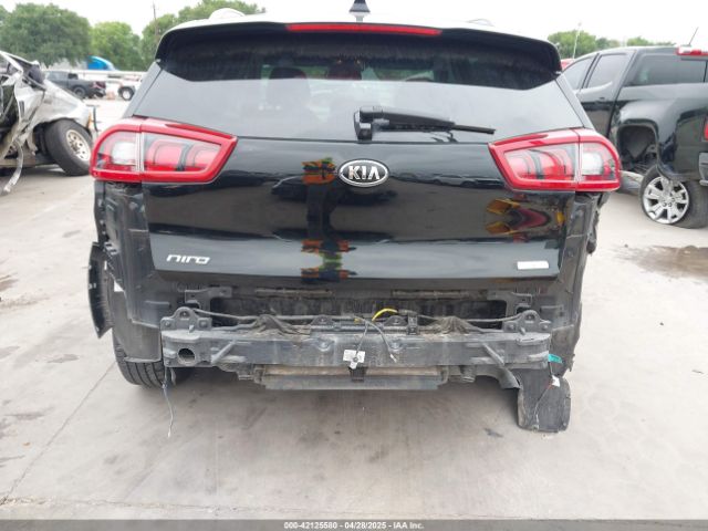 KNDCB3LC7H5055316 KIA NIRO LX