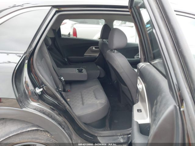 KNDCB3LC7H5055316 KIA NIRO LX