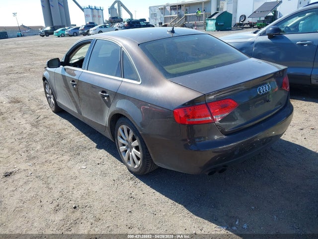 2011 AUDI A4 WAUFFAFL1BN024858 Photo 2