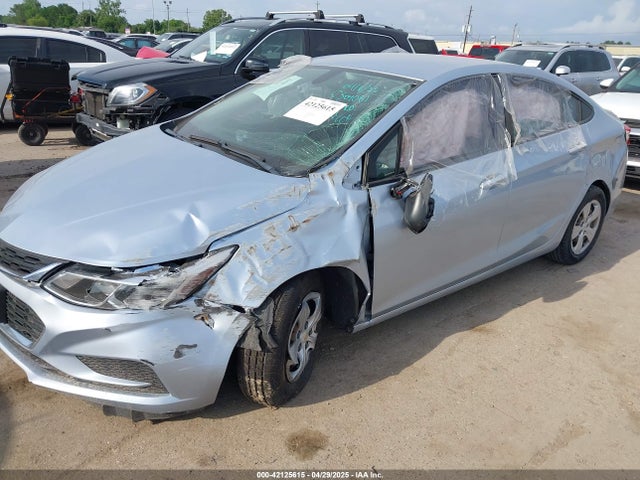 1G1BC5SM8J7223921 Chevrolet Cruze Ls Auto