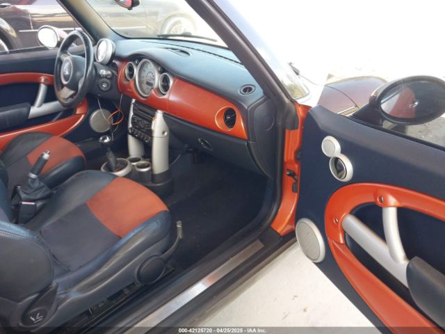 2005 MINI COOPER WMWRF334X5TF61026 Photo 4