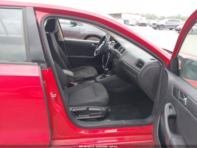 3VW2K7AJ5FM236391 Volkswagen Jetta 2.0l S